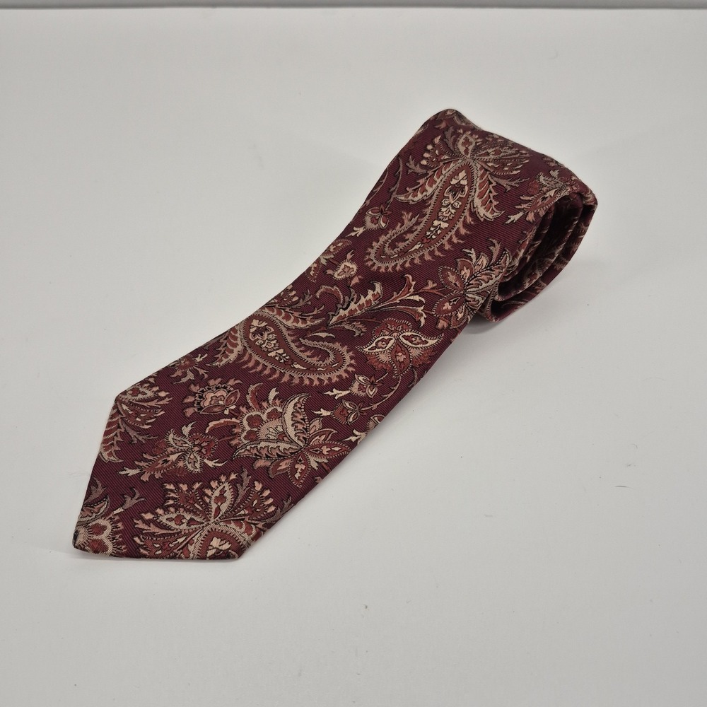 IKE BEHAR Modern Silk Tie Red Paisley